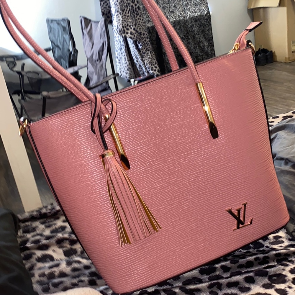 discontinued epi leather louis vuitton tote
